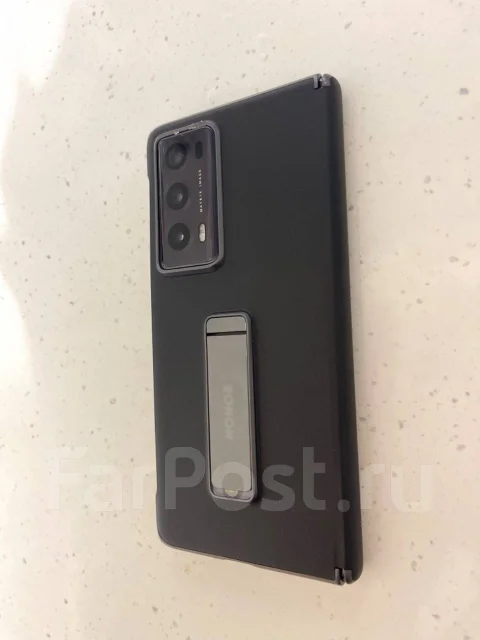 Honor Magic V2. �����, 512 �� ����