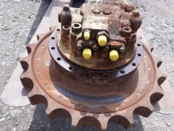 ���������� ���� � ���������� Komatsu PC200 ����