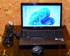 Lenovo IdeaPad Z570. 15.6", 2,1����, ���� 320���, WiFi: 1 ����