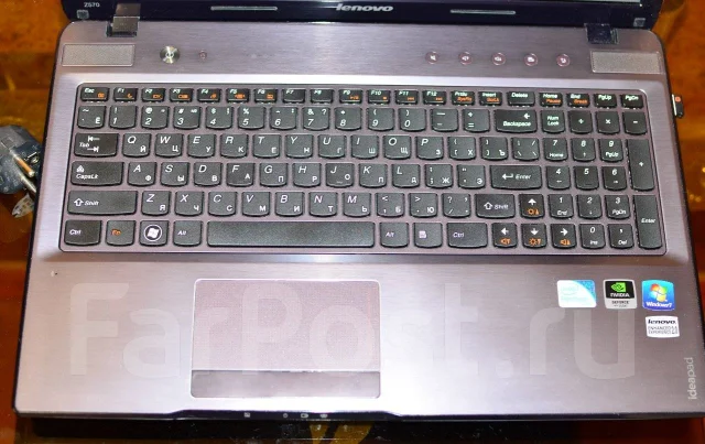 Lenovo IdeaPad Z570. 15.6", 2,1����, ���� 320���, WiFi: 1 ����