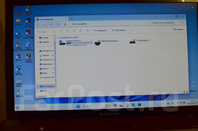 Lenovo IdeaPad Z570. 15.6", 2,1����, ���� 320���, WiFi: 1 ����