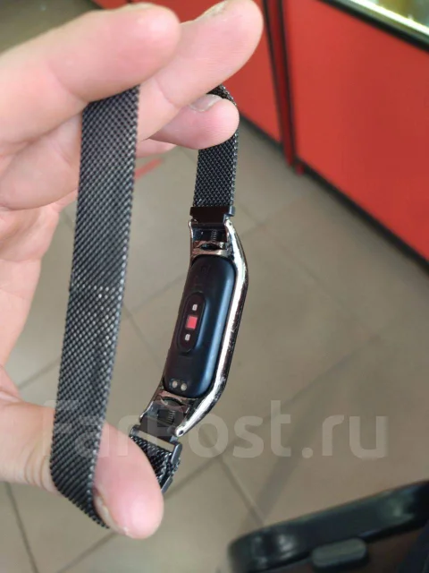 Xiaomi Mi Band 4 ����