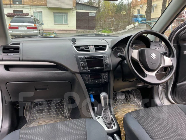 Suzuki Swift. ��������, ��������, 1.2 (91��.�.), ������, 150 530����. �� ����