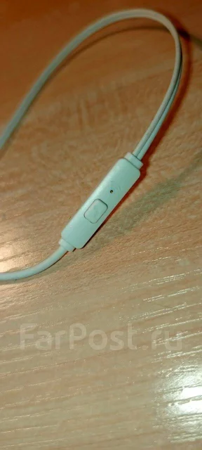 Apple AirPods ����