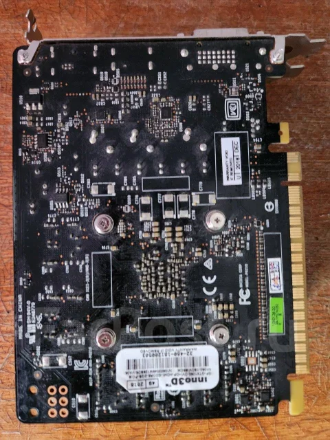 GeForce GTX 1050 ����