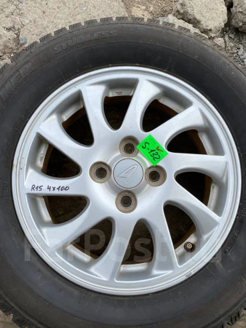 Daihatsu. 4.5x15", 4x100, ET45 ����