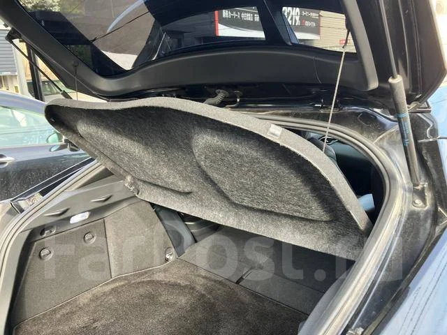Toyota C-HR. ��������, 4wd, 1.2 (116��.�.), ������, 63 000����. ��, �/�. ��� ����� �� ������������ ����