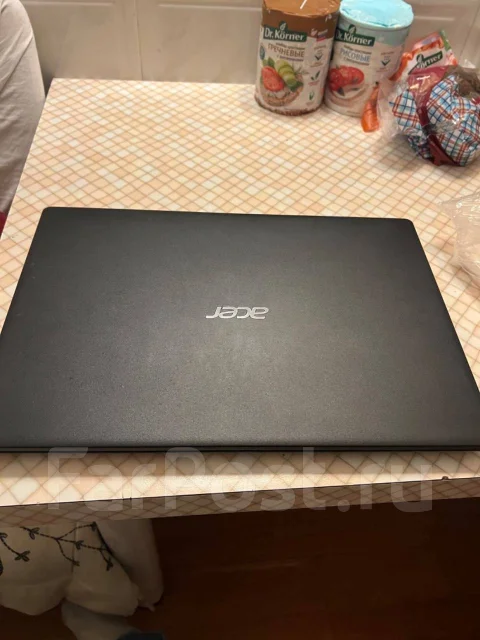 Acer Extensa 15. WiFi: 1, Bluetooth: 1 ����