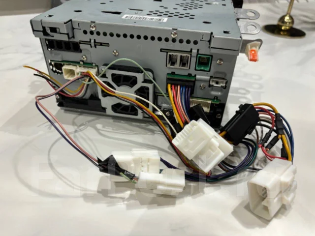Eclipse AVN-R9W ����