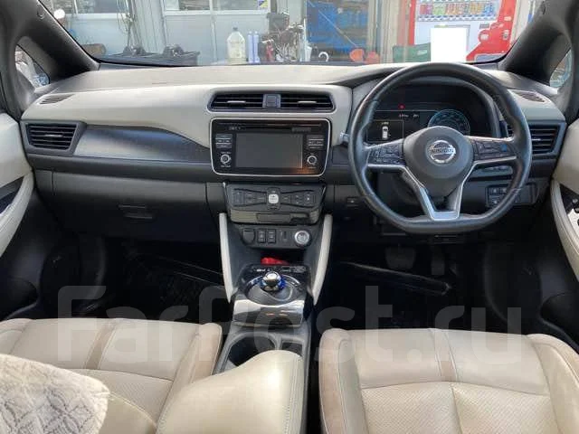 Nissan Leaf. ZE1, EM57 ����