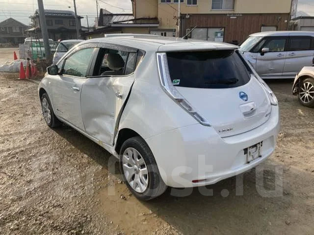 Nissan Leaf. AZE0 ZE0, EM57 ����