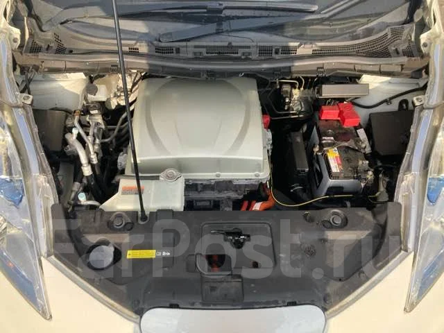 Nissan Leaf. AZE0 ZE0, EM57 ����