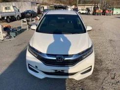Honda Shuttle. GJ2 GJ3 GJ6 GJ7 GP2 GP3 GP6 GP7 GPE GPB GPD, LEB ����