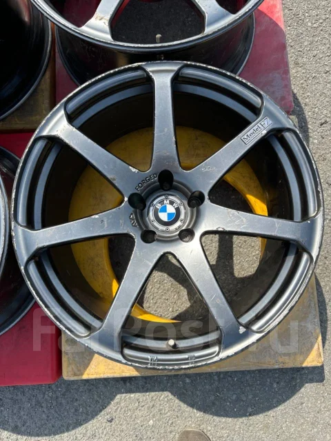 AVS Model F7. 9.0/10.0x20", 5x120, ET17/22, �� 72,6���. ����