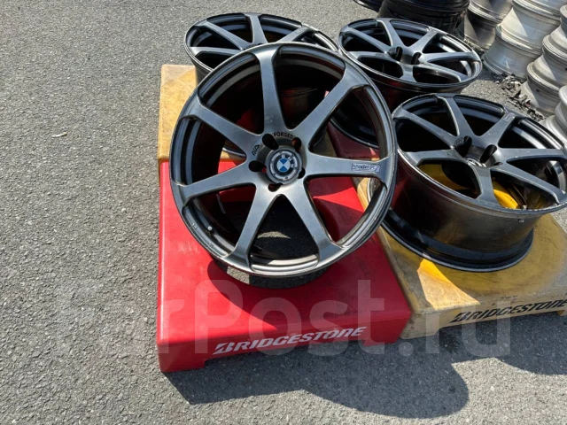 AVS Model F7. 9.0/10.0x20", 5x120, ET17/22, �� 72,6���. ����