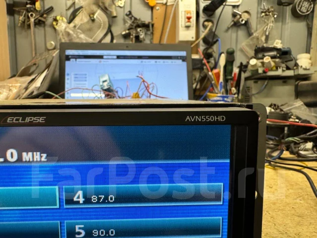 Eclipse AVN550HD ����