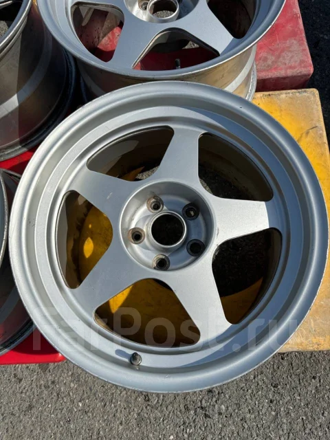 Desmond Promoda. 10.0x17", 5x114.3, ET20, �� 72���. ����