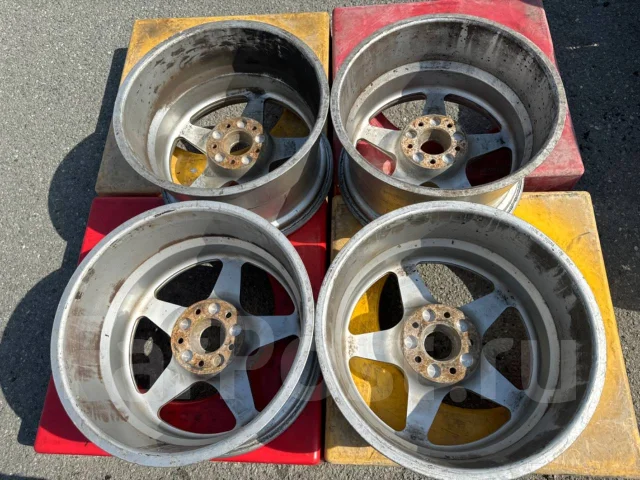 Desmond Promoda. 10.0x17", 5x114.3, ET20, �� 72���. ����