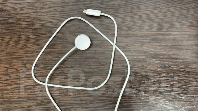 Apple Watch Series 8 ����