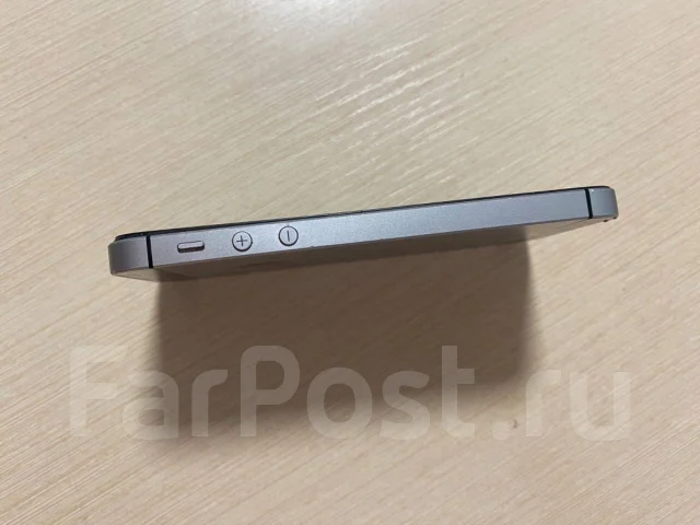 Apple iPhone SE. �/�, 32 �� ����