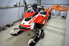 BRP Ski-Doo Summit X with Expert Package. ��������, ��, �� ����