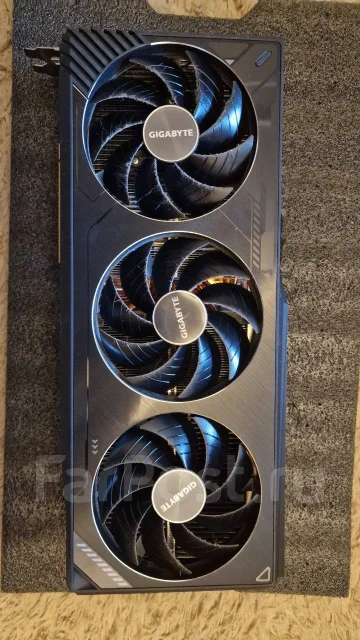 GeForce RTX 3090 Ti ����