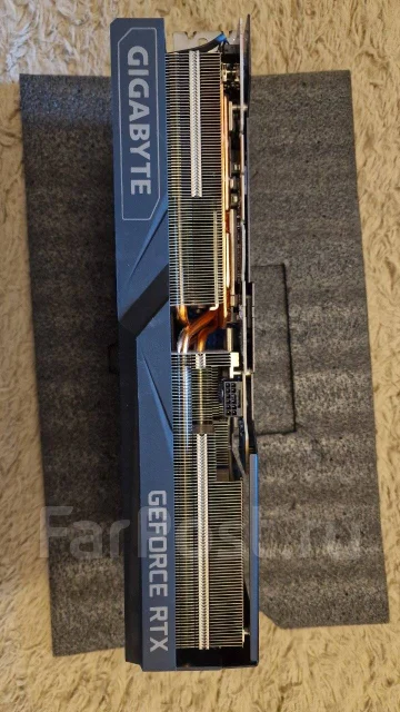 GeForce RTX 3090 Ti ����