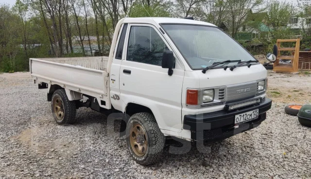 Toyota Town Ace. ��������, 4wd, 2.0 (89��.�.), ������, 255 000����. �� ����