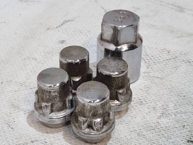 Секретки на колеса, резьба 1.5 Japan, б/у, в наличии. Цена: 1 000₽ во ...