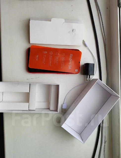 Xiaomi Redmi 9A. �/�, 32 ��, �����, 4G LTE, Dual-SIM ����