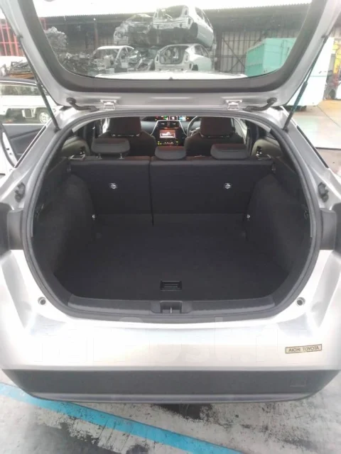 Toyota Prius. ZVW51, 2ZRFXE ����