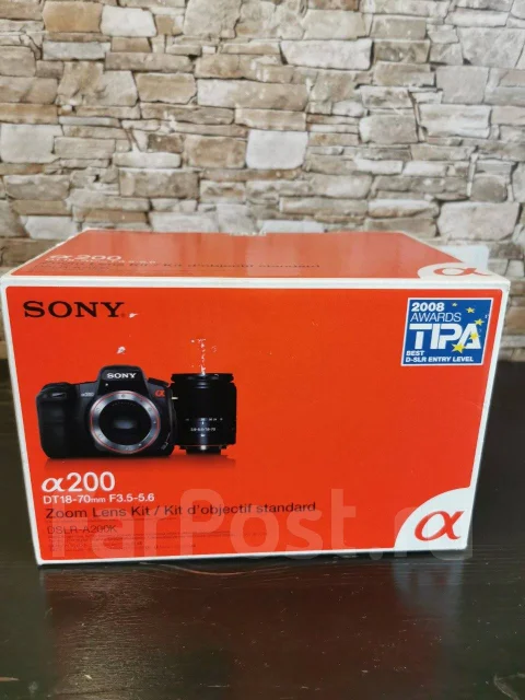 Sony Alpha DSLR-A200 ����