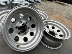 Mickey Thompson. 8.0x15", 6x139.7, ET-28,  108,0. 