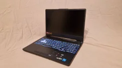Asus TUF Gaming F15 FX506HCB. 15.6", 144����, ��� 16 ��, ���� 512���, WiFi: 1, Bluetooth: 1, ����������� �� 4��. ����