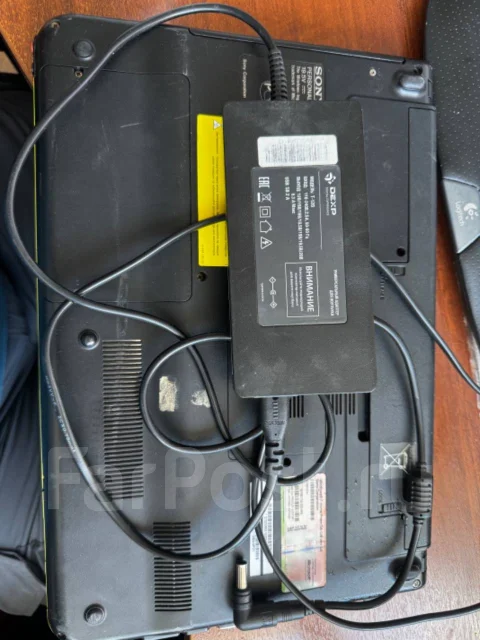 Sony VAIO PCG. 14", 2,1����, ��� 4 ��, WiFi: 1, Bluetooth: 1 ����