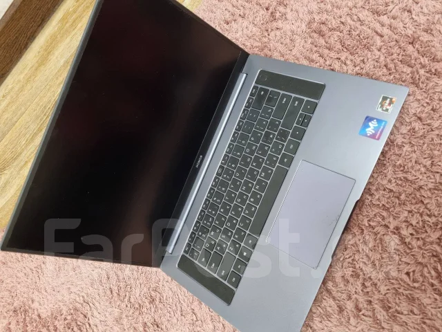 Honor MagicBook Pro. 16.1", 2,1����, ��� 16 ��, ���� 512���, WiFi: 1, Bluetooth: 1, ����������� �� 8��. ����