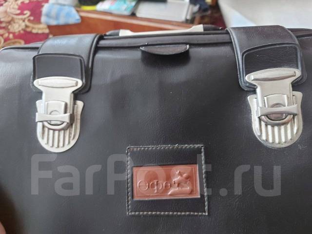 Портфель СССР во Владивостоке