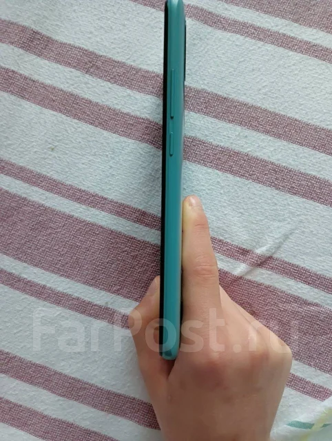 Xiaomi Poco C40. �/�, 64 ��, ���������, 4G LTE, Dual-SIM, NFC ����