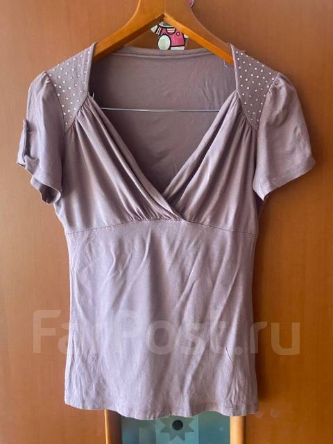 Кофта трикотаж с вырезом, 46, 48, б/у, в наличии. Цена: 150₽ во ...