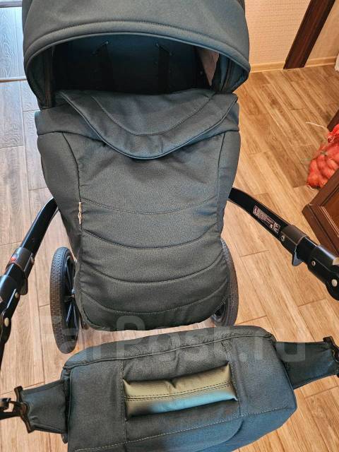 Коляска Adamex Retro Gloria 3в1, б/у, в наличии. Цена: 35 000₽ в Хабаровске