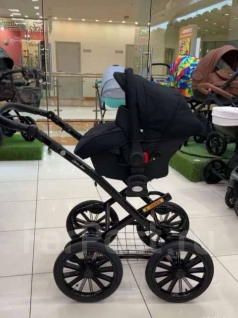 Коляска Adamex Retro Gloria 3в1, б/у, в наличии. Цена: 35 000₽ в Хабаровске