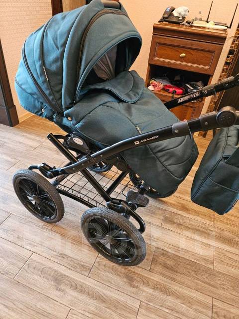 Коляска Adamex Retro Gloria 3в1, б/у, в наличии. Цена: 35 000₽ в Хабаровске