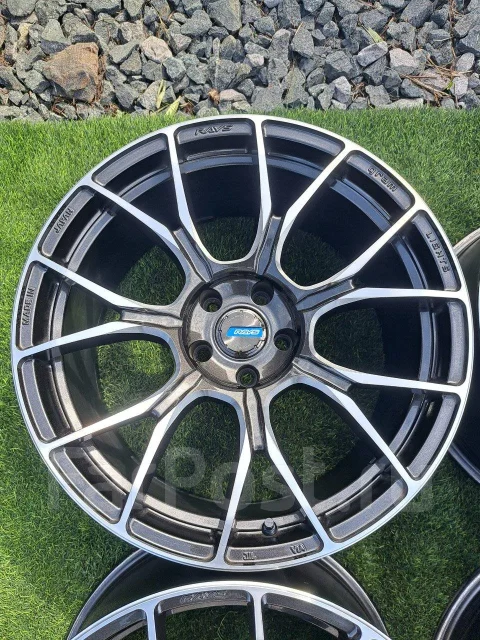 RAYS Gram Lights Azure 57BNA. 9.5x19", 5x114.3, ET18, �� 73,1���. ����
