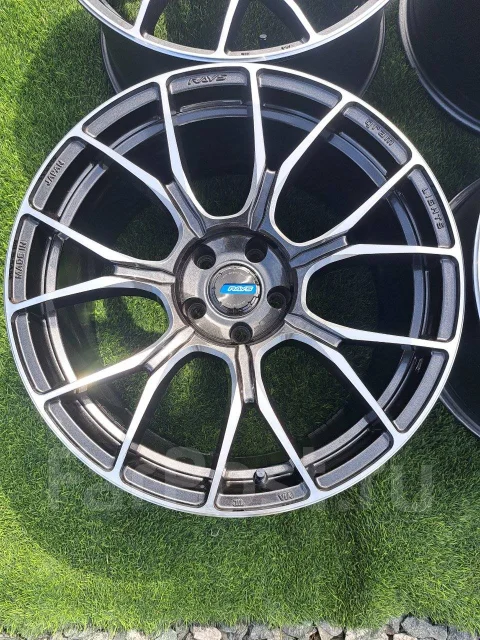 RAYS Gram Lights Azure 57BNA. 9.5x19", 5x114.3, ET18, �� 73,1���. ����