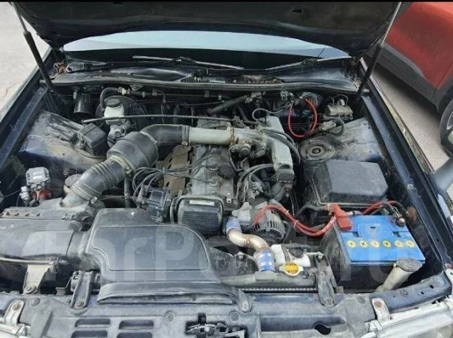 Toyota Crown. �������, ��������, 2.0 (140��.�.), ������, 250 000����. �� ����
