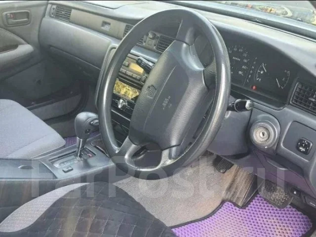 Toyota Crown. �������, ��������, 2.0 (140��.�.), ������, 250 000����. �� ����