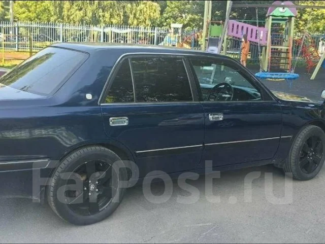 Toyota Crown. �������, ��������, 2.0 (140��.�.), ������, 250 000����. �� ����