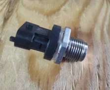 ������ �������� ������� Cummins 0281002937, 612600081585, CRTR0121633 ����