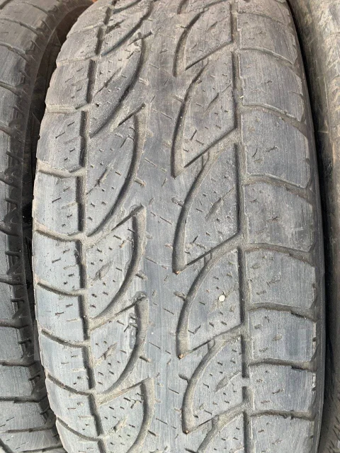 Bridgestone Dueler A/T 694. ������, 2011 ���, �/�, ����� 50 % ����