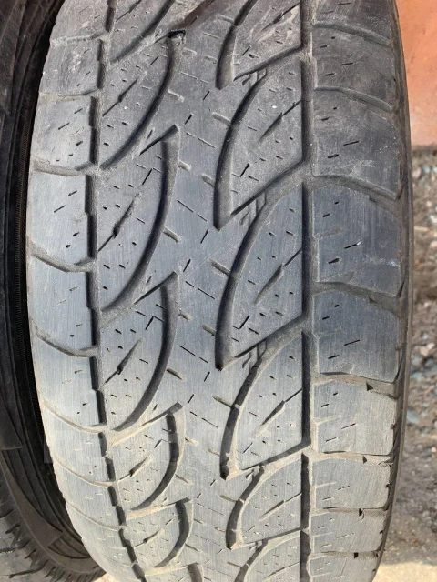 Bridgestone Dueler A/T 694. ������, 2011 ���, �/�, ����� 50 % ����